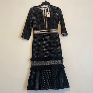 Dainty Jewell’s. BNWT!! Size small